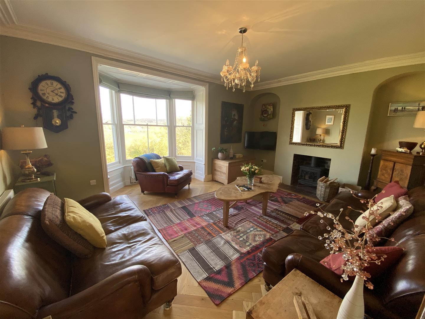 DRAWING ROOM